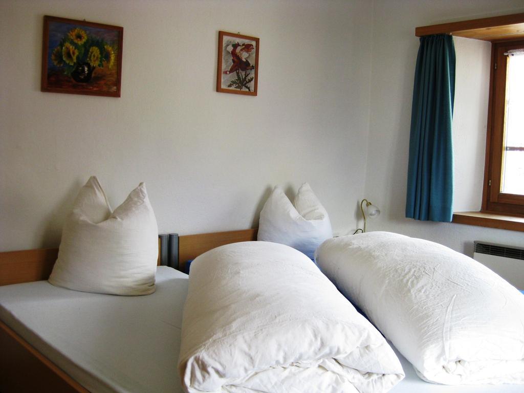 Pensiun Garni Plaz Scuol Quarto foto